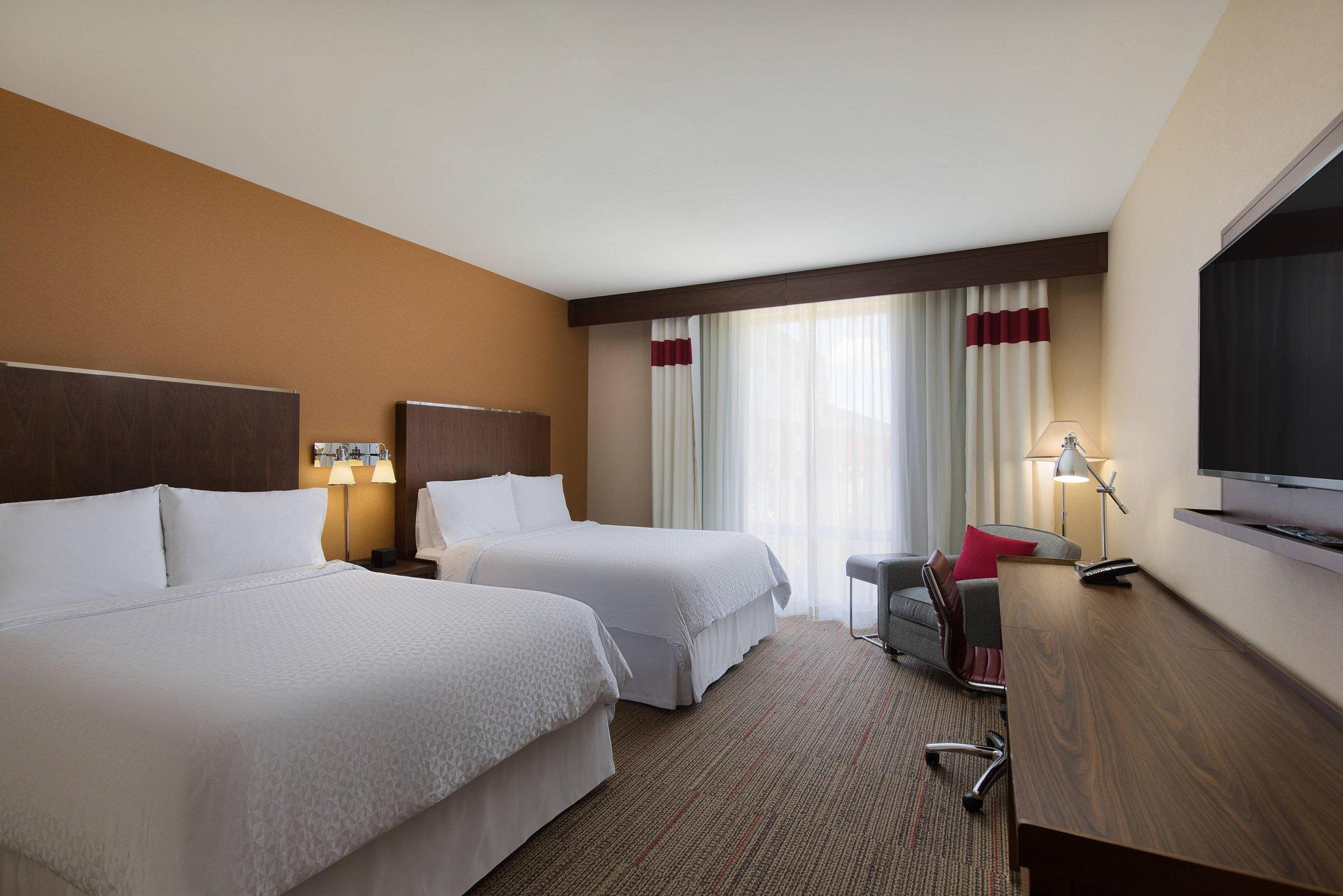 Hotel Four Points By Sheraton Seattle Airport South Des Moines